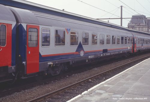 Piko 58542 Personenwagen  Eurofima 2. Kl. SNCB Ep.V
